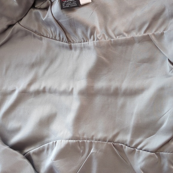 Like NEW Guess Leather Jacket Size S - Picture 7 of 10